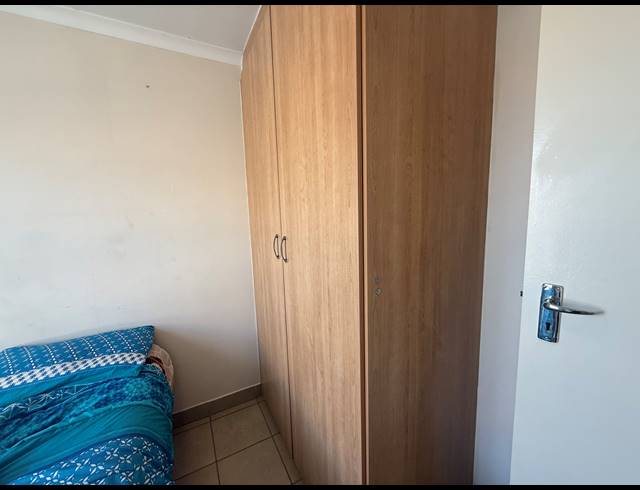 2 BEDROOM HOUSE FOR SALE IN THATCH HILL ESTATE